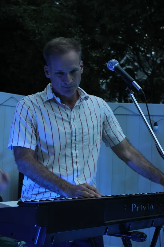 Atomsmasher at the pool party, photo 9